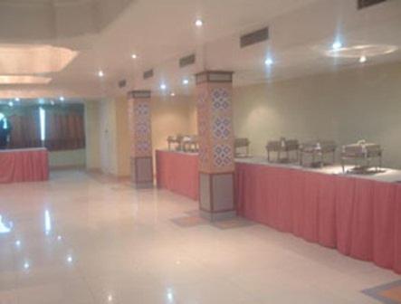 Hotel Ajay International Allāhābād Junction Exterior foto